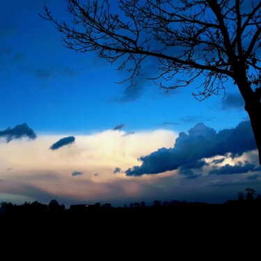 Fotografie getiteld "Wolkenwanderung" door Judith Simonis, Origineel Kunstwerk, Digitale fotografie