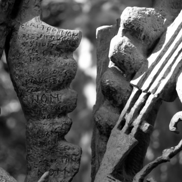 Photographie intitulée "Zadkine au Luxembou…" par Jürgen Briem, Œuvre d'art originale