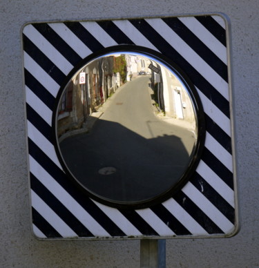 Photographie intitulée "Une rue à Thouarcé…" par Jürgen Briem, Œuvre d'art originale