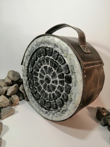 Textile Art titled "Stone" by Julia Petrova, Original Artwork, Leather