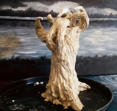 Sculpture titled "Emprise" by Julie Dratwiak, Original Artwork, Clay