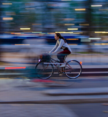 Fotografia intitolato "Cycliste" da Julien Muller, Opera d'arte originale, Fotografia digitale