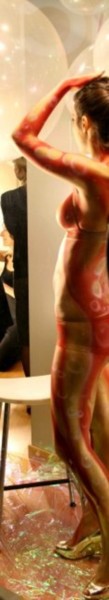 Body art sur mannequin en vitrine. Photography titled "Body art sur manneq…" by Jusama, Original Art,
