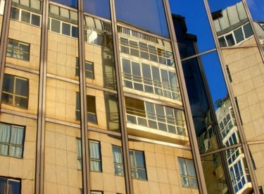 Photographie intitulée "Les Halles 10" par Jusama, Œuvre d'art originale