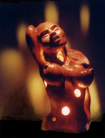Sculpture intitulée "La chanteuse" par Julien S, Œuvre d'art originale, Céramique