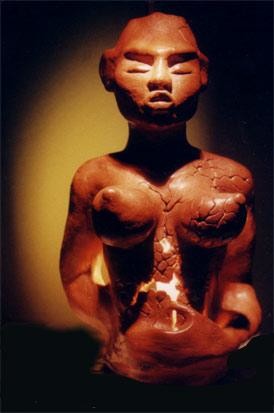Sculpture intitulée "Mal au ventre" par Julien S, Œuvre d'art originale, Céramique