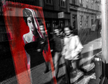Fotografie mit dem Titel "Fake beauty" von Jure Kralj, Original-Kunstwerk, Digitale Fotografie