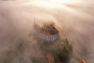 Fotografia intitolato "Medieval Castle" da Jure Kralj, Opera d'arte originale, Fotografia digitale