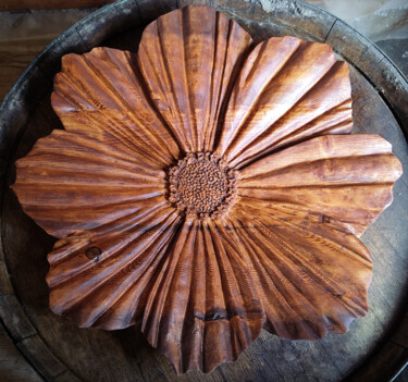 Sculpture intitulée "Cosmic Bloom" par Justin Wilson, Œuvre d'art originale, Bois