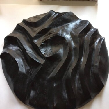Escultura titulada "Obsidian" por Justin Wilson, Obra de arte original, Pigmentos