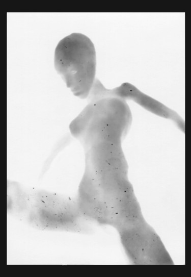 Photographie intitulée "femme araignée 1 /…" par Jean Yves Delalande, Œuvre d'art originale