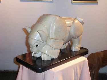 Sculpture intitulée "Buffaloe Bulltail" par Michael J. Kaczor I, Œuvre d'art originale, Pierre