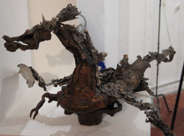 Sculpture titled "Ôphy la Dragonne" by Kalizae, Original Artwork, Aluminium