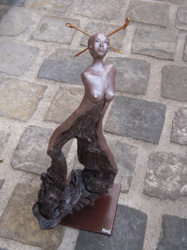 Sculpture intitulée "MITSUKO - ENFANT DE…" par Kanel Brosi, Œuvre d'art originale, Bois