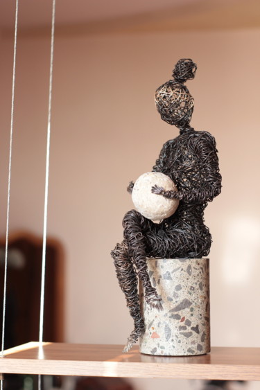 Sculpture intitulée "Life 42x15x12 3kg I…" par Karen Axikyan, Œuvre d'art originale, Métaux