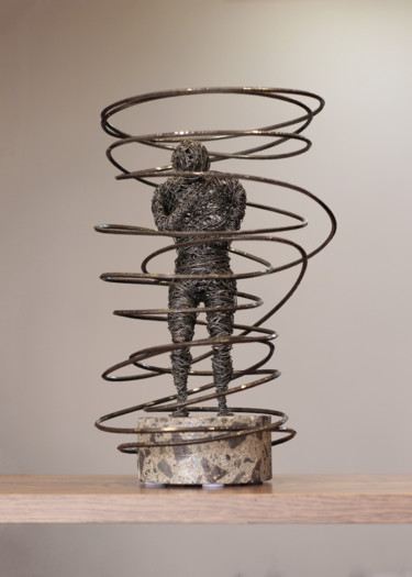 Skulptur mit dem Titel "The men in the circ…" von Karen Axikyan, Original-Kunstwerk, Beton