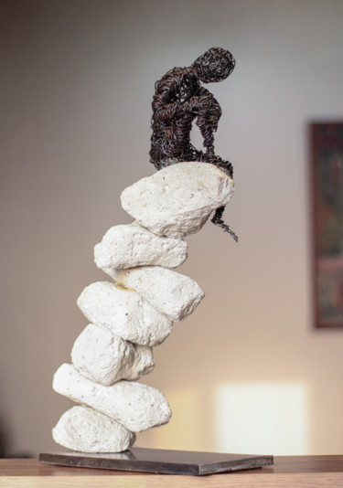 Escultura titulada "Hill (47x28x12 5kg…" por Karen Axikyan, Obra de arte original, Metales