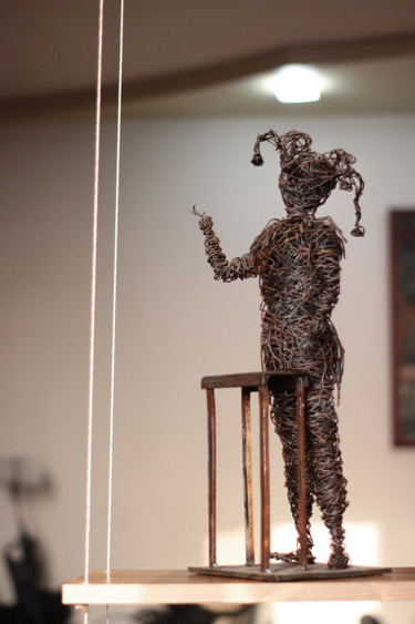 Sculpture intitulée "Orator (48x16x15 4k…" par Karen Axikyan, Œuvre d'art originale, Métaux