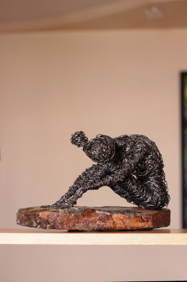 Skulptur mit dem Titel "On the beach 19x33x…" von Karen Axikyan, Original-Kunstwerk, Metalle
