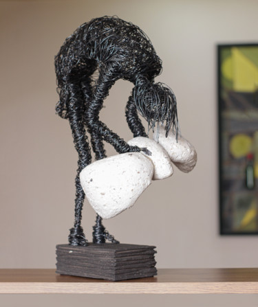 Skulptur mit dem Titel "Support 47x23x24 3.…" von Karen Axikyan, Original-Kunstwerk, Metalle
