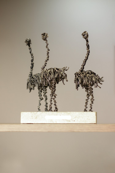 Sculpture titled "Family (24x20x10 2.…" by Karen Axikyan, Original Artwork, Metals