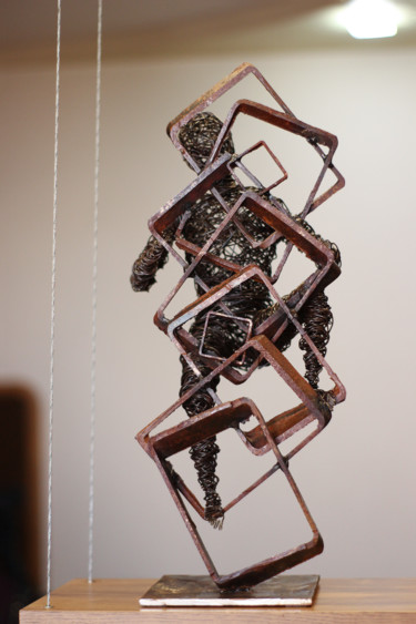 Γλυπτική με τίτλο "The hard way (49x21…" από Karen Axikyan, Αυθεντικά έργα τέχνης, Μέταλλα