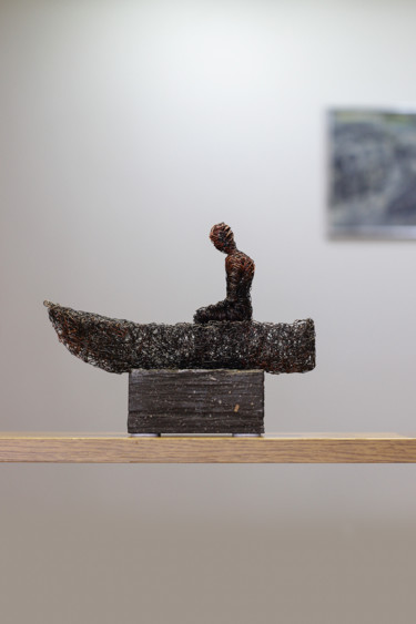 Скульптура под названием "Privacy (18x22x6 1k…" - Karen Axikyan, Подлинное произведение искусства, Металлы
