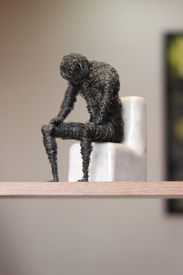 Sculptuur getiteld "Problems (19x17x10…" door Karen Axikyan, Origineel Kunstwerk, Metalen