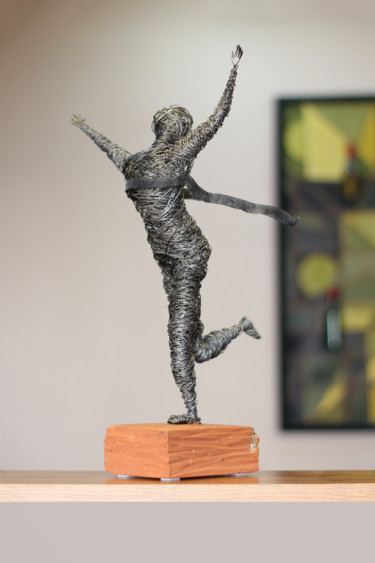 Sculptuur getiteld "Finish (44x21x27 1.…" door Karen Axikyan, Origineel Kunstwerk, Metalen