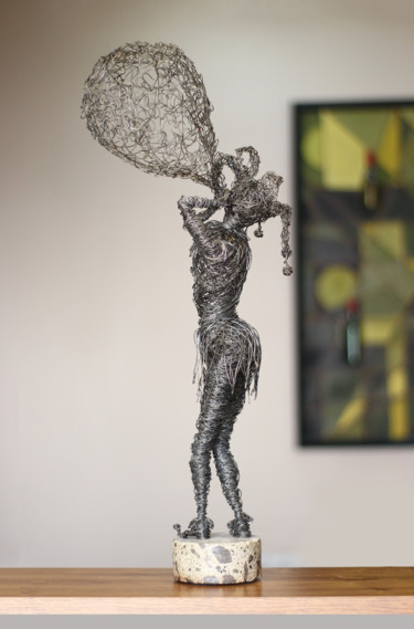 Sculpture intitulée "Iron balloon (58x21…" par Karen Axikyan, Œuvre d'art originale, Béton