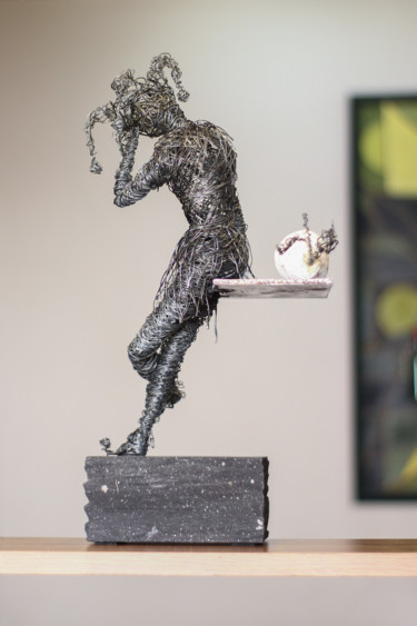 Sculpture intitulée "Offended (45x20x21…" par Karen Axikyan, Œuvre d'art originale, Métaux