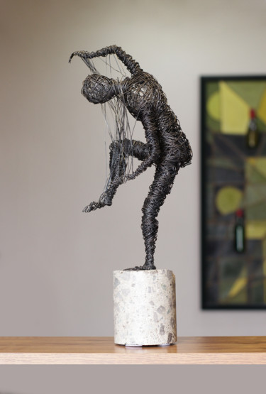 Web (46x12x15 2.5kg iron, concrete) Sculpture intitulée "Web (46x12x15 2.5kg…" par Karen Axikyan, Œuvre d'art originale, Béton