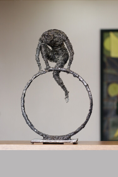 Sculptuur getiteld "Ambition (36x22x12…" door Karen Axikyan, Origineel Kunstwerk, Metalen