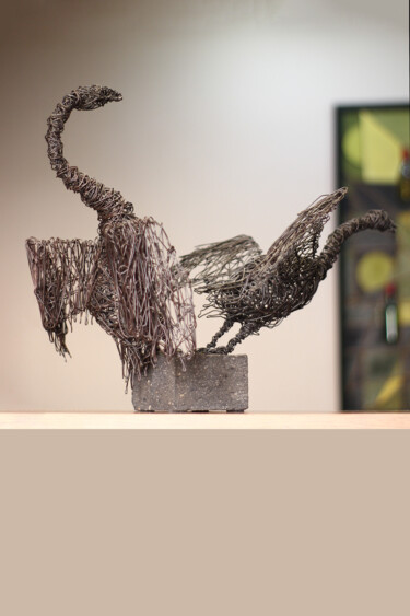 Sculpture intitulée "Flight direction (2…" par Karen Axikyan, Œuvre d'art originale, Métaux