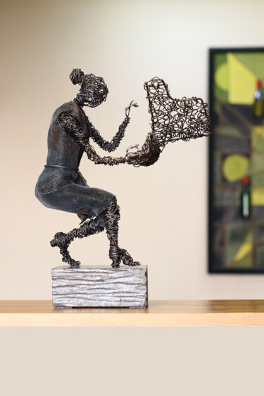 Escultura titulada "Pianist 33x12x24cm…" por Karen Axikyan, Obra de arte original, Metales Montado en Bastidor de camilla de…