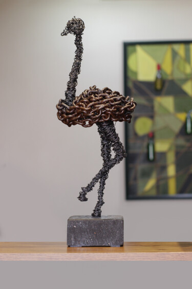 Γλυπτική με τίτλο "Strong ostrich 53x1…" από Karen Axikyan, Αυθεντικά έργα τέχνης, Μέταλλα