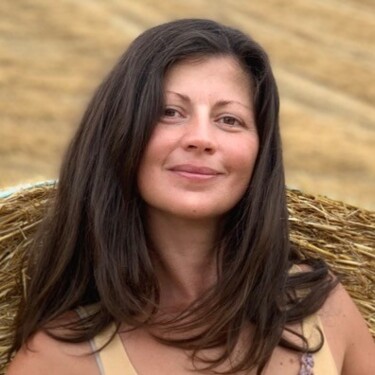 Karina Amelova Profile Picture Large