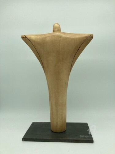 Скульптура под названием "Le sauveur" - Karine Verdier, Подлинное произведение искусства, Дерево