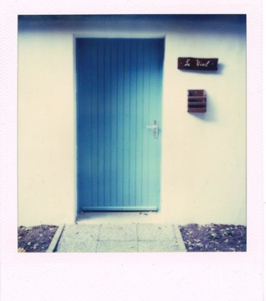 Photographie intitulée "blue door" par Patrice Karkos, Œuvre d'art originale