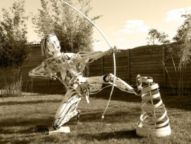 Sculpture intitulée "L'archer" par Karlito Randriamahefa Lewandoski, Œuvre d'art originale
