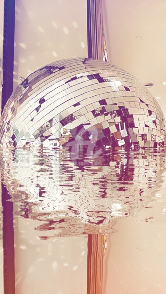 Fotografie mit dem Titel "Reflet disco couleu…" von Kasiopea, Original-Kunstwerk, Digitale Fotografie