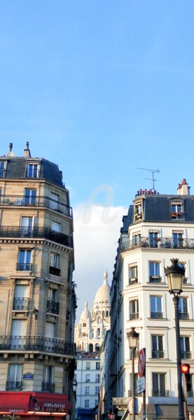 Photographie intitulée "Moitié de Montmartr…" par Kasiopea, Œuvre d'art originale, Photographie numérique