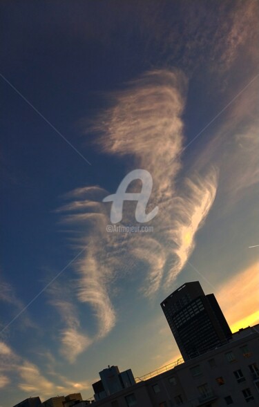 Photographie intitulée "Haut du corps nuage…" par Kasiopea, Œuvre d'art originale, Photographie numérique