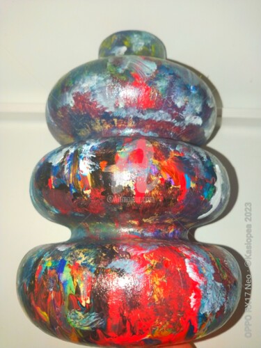 Escultura intitulada "Vase feu de camp ©" por Kasiopea, Obras de arte originais, Papel machê