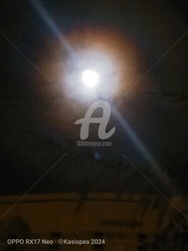 Photography titled "Rayon de la lune ©" by Kasiopea, Original Artwork, Digital Photography