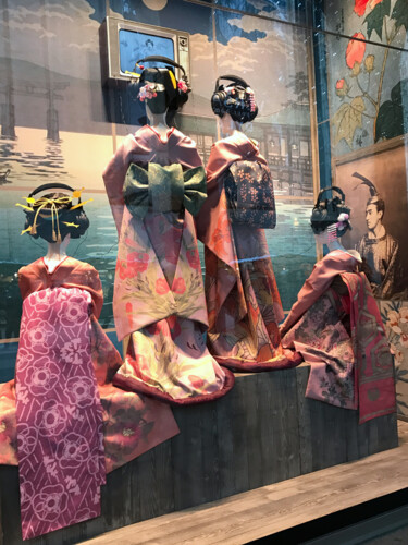 Fotografie mit dem Titel "the Kimono window s…" von Katherine Lee, Original-Kunstwerk, Digitale Fotografie