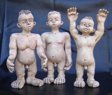 Sculptuur getiteld "De drie gezellen" door Kathy Vandamme, Origineel Kunstwerk, Terra cotta