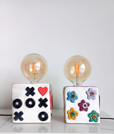 设计 标题为“Deux lampes de tabl…” 由Katya M, 原创艺术品, 泛光灯