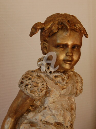 Sculpture intitulée "Amandine." par Katyveline Ruiz, Œuvre d'art originale, Résine