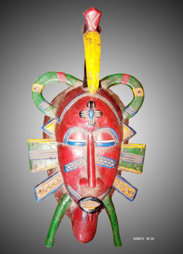Escultura intitulada "Masque Senoufo art…" por Kebe, Obras de arte originais, Madeira
